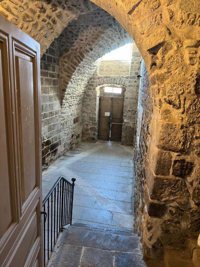 Apartamento Petit Nid Cosy Au Coeur Du Puy 1 A 5 Personnes Le Puy-en-Velay Exterior foto